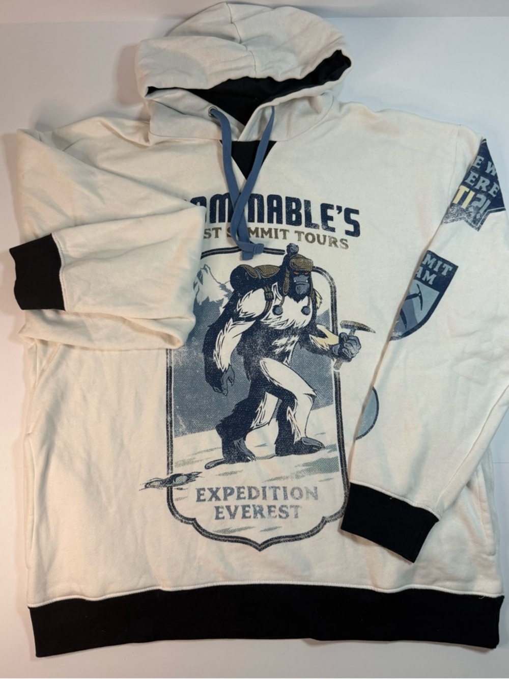 NEW Disney Hoodie Adult Large White Expedition Everest Animal Kingdom Yeti